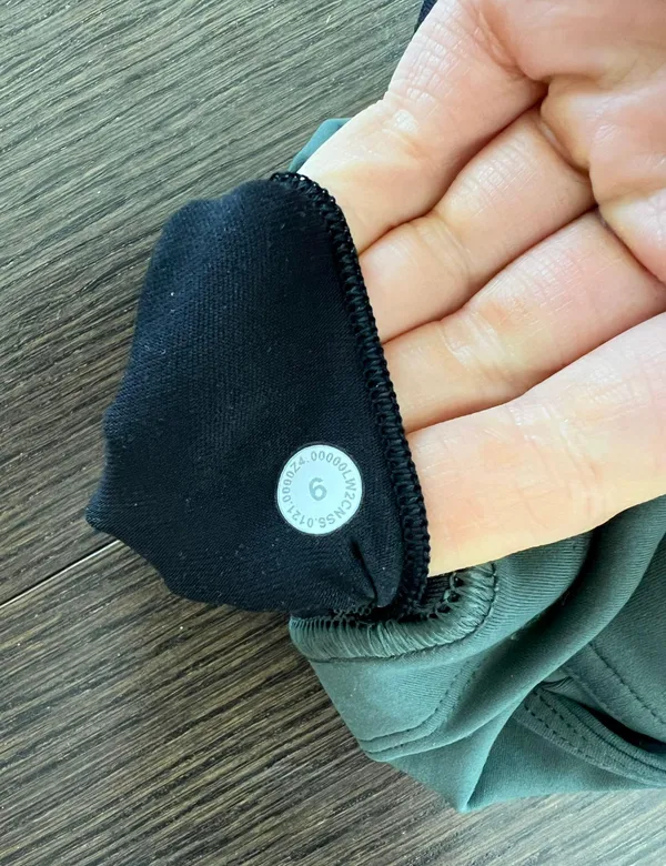 Lululemon light green wunder train longline bra - Image 3