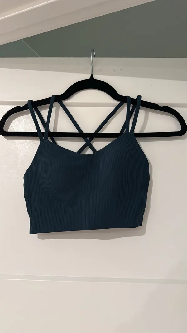 Lululemon Size 4 Like A Cloud Bra Longline B/C - Image 4