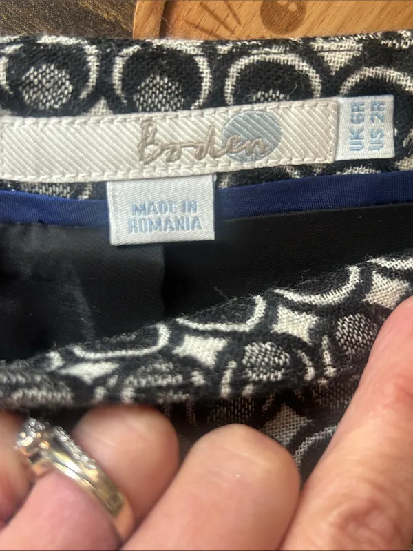 Biden Abstract Print Grey White Pencil Skirt Size 2 - Image 12