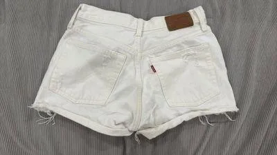 Levi’s 501 Shorts - Image 2