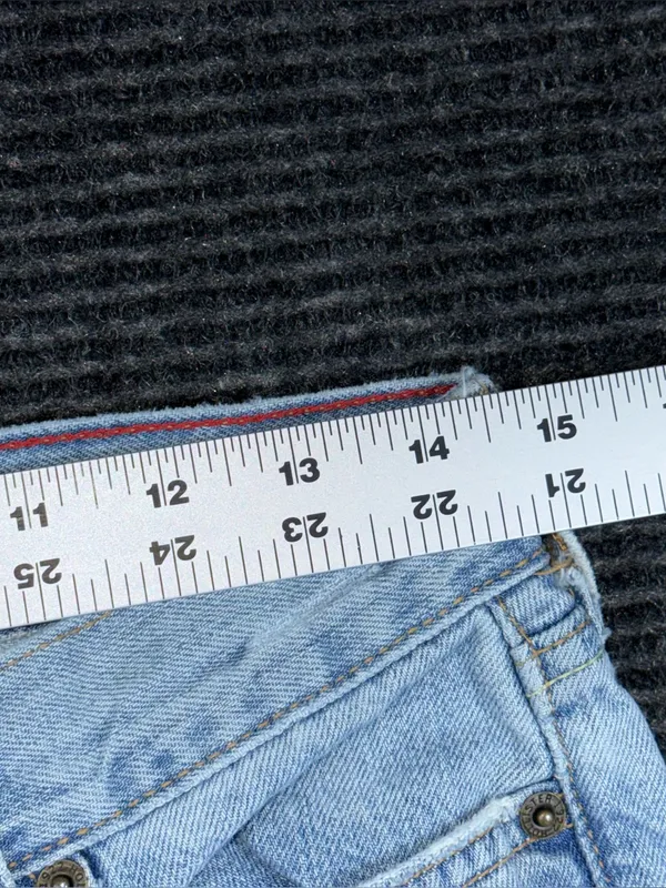 VTG Y2K Hollister Jeans Sz 5 / 29 LONG Light Wash Low Rise Distressed Flare Surf - Image 9