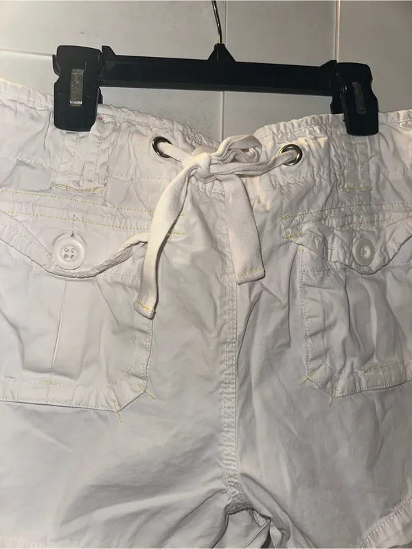 Y2K American Eagle Low Rise White Cargo Shorts - Image 6