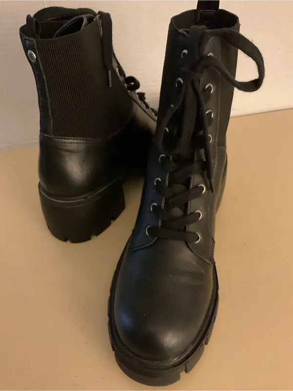 Steve Madden women Black platform Lace-Up Chunky Combat Boots US 9.5 - Image 9