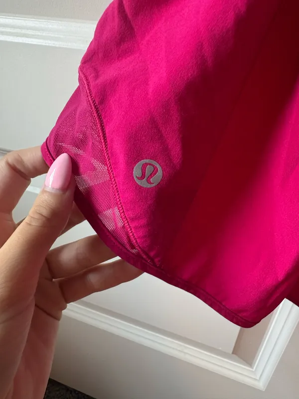 Lululemon Hotty Hot 2.5" - Image 2