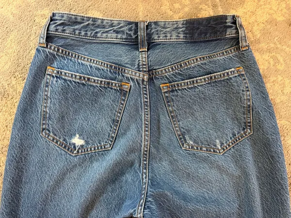 Abercrombie & Fitch Curve Love The Loose High Rise Jeans - Image 6
