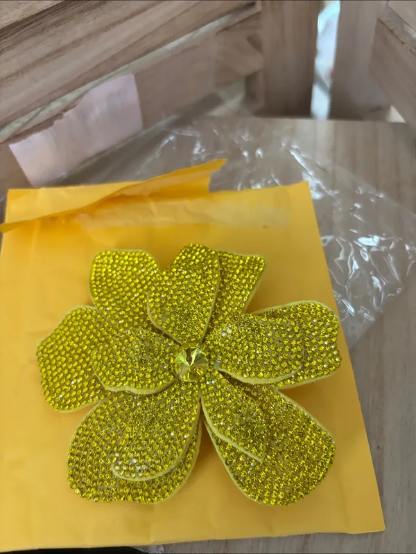 Yellow Beaded Flower Brooch Pin - Or Hair Clip - Image 2