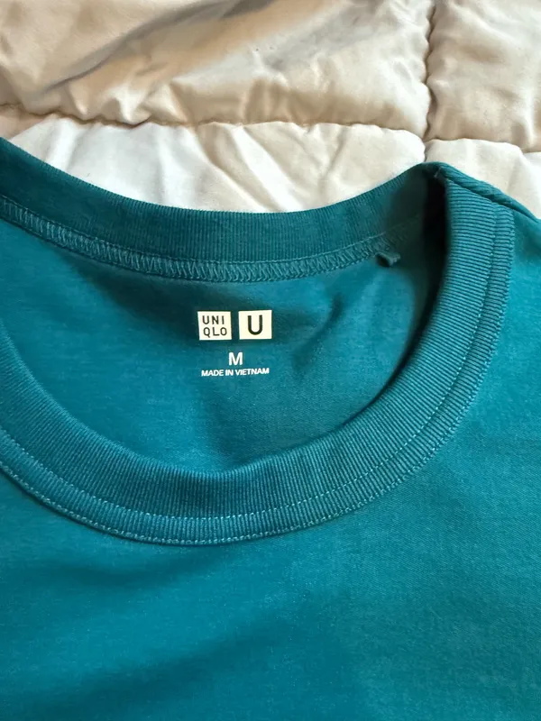 Uniqlo Shirt - Image 2