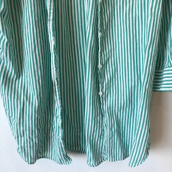 H&M 100% Cotton Green and White Oversized Striped Button Down Shirt Size S - Image 4