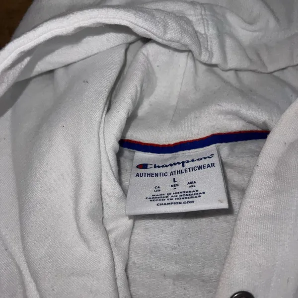 champion sweatshirt - Image 4