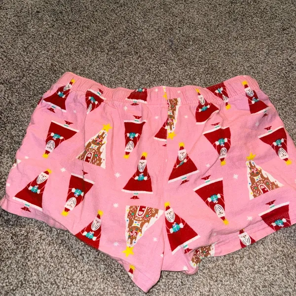Old Navy Pink Santa Print Women's Shorts - Image 4