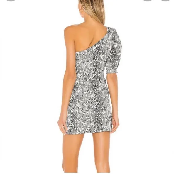 NBD Revolve Shey mini snakeskin poof sleeve dress new with tags - Image 4