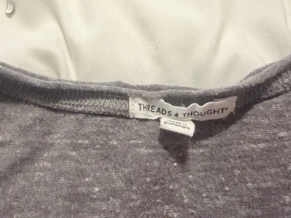 Threads 4 thought grey tshirt with pocket and slightly cropped - Image 2