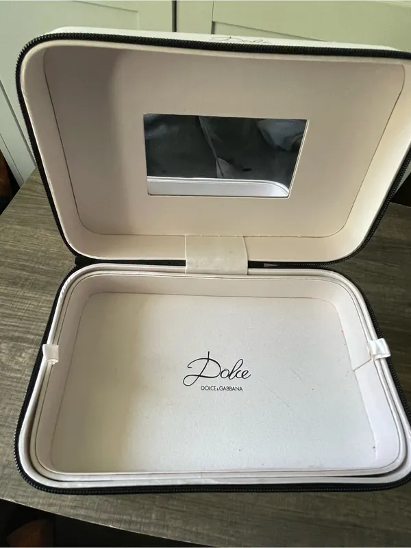 Dolce by Dolce & Gabbana Jewelry-Beauty Box Travel Case - Image 6