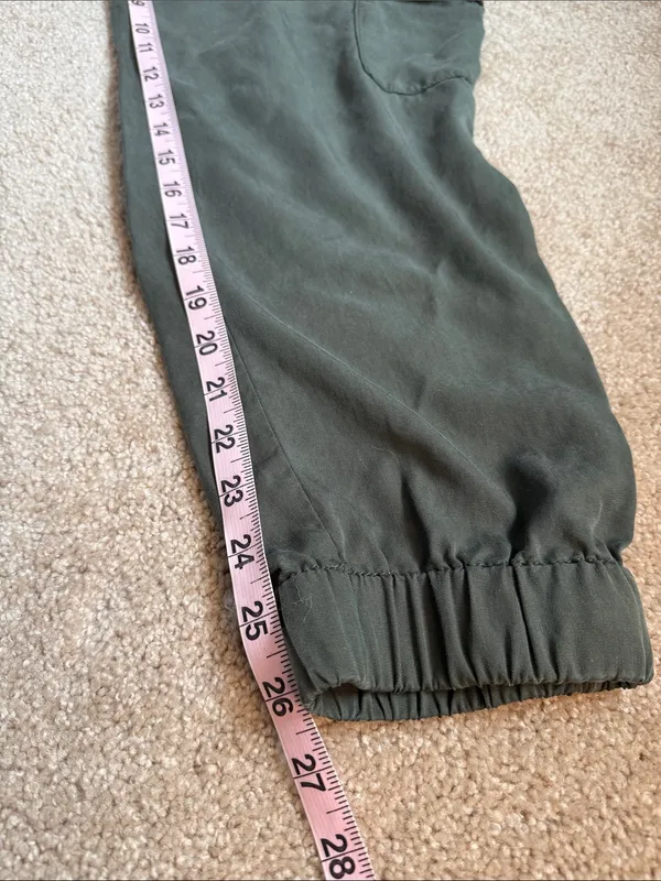 Banana Republic Factory Olive Green TENCEL™ Cargo Joggers. Size Large - Image 7