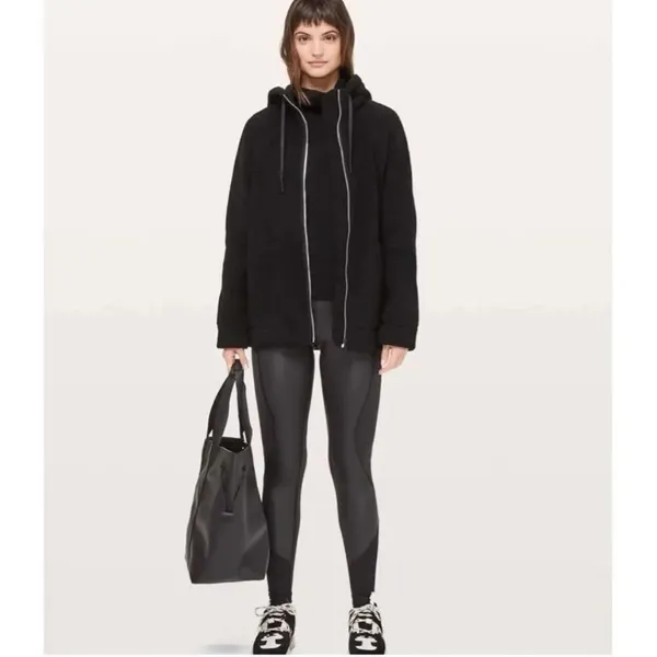 ✨Lululemon So Sherpa Hooded Black Sz Medium Jacket✨ - Image 2