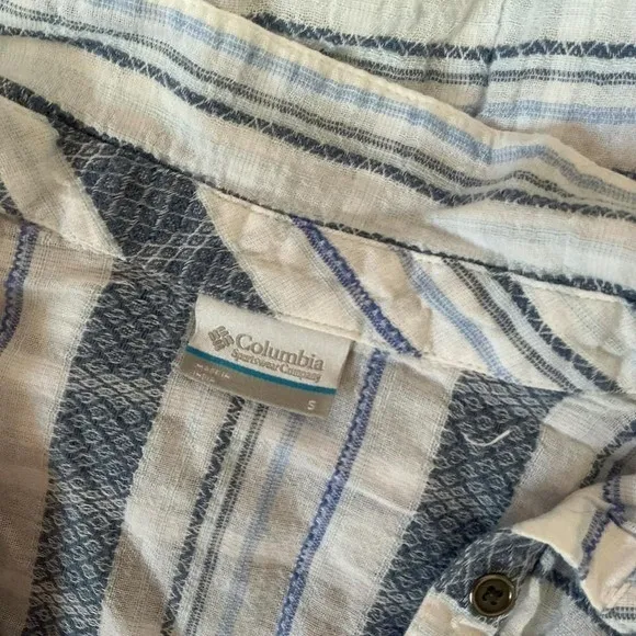 Columbia Fisherman Women's Striped Button Up Roll Tab Shirt Small‎ - Image 3