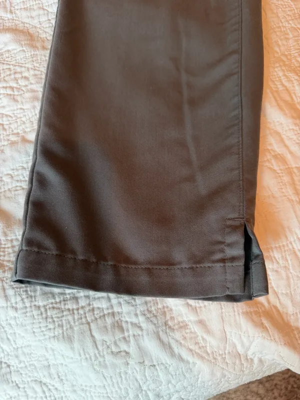 Fabletics Gray Scrub Pants - Image 3