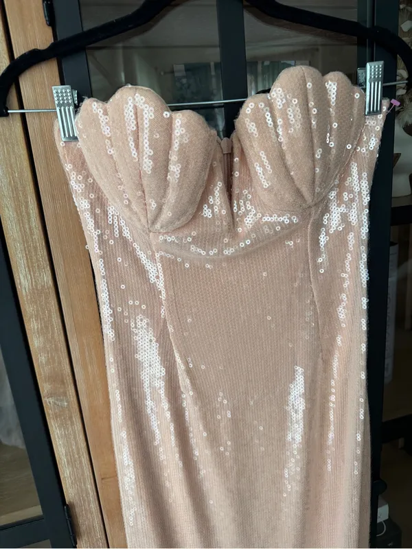 NWT Seashells sequined gown maxi dress Cypriana Strapless sweetheart mermaidcore - Image 3