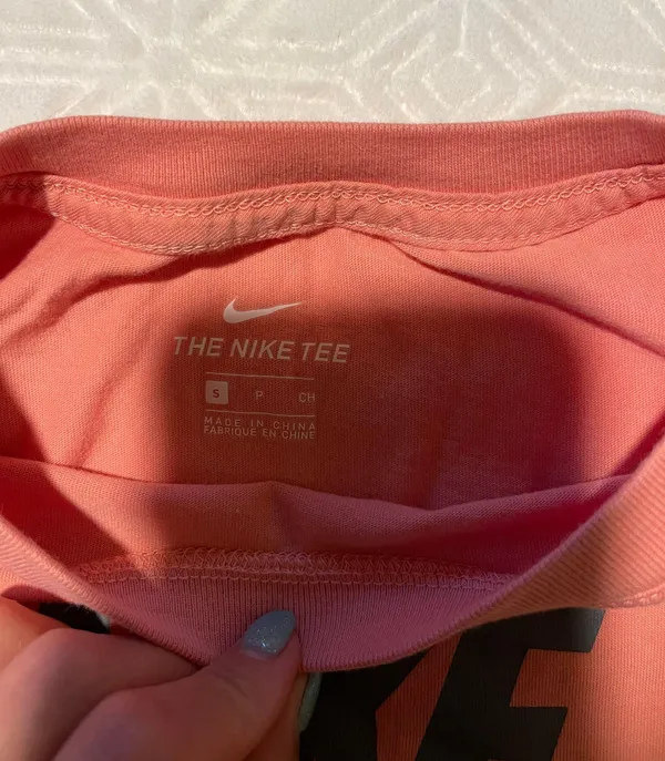 Nike Crop Top T-Shirt - Image 2