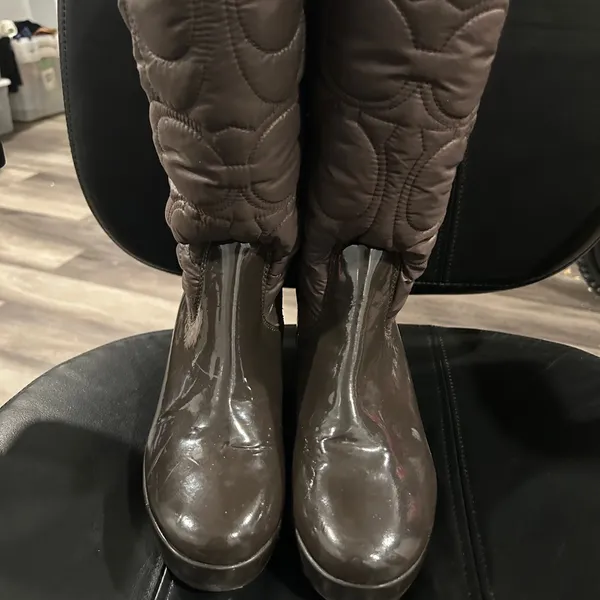 Coach Women's Quilted Dark Brown Boots - Image 2