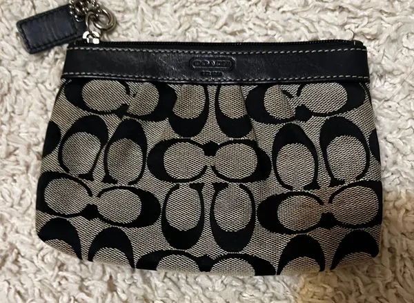 Coach Signature Logo Wristlet - Image 2
