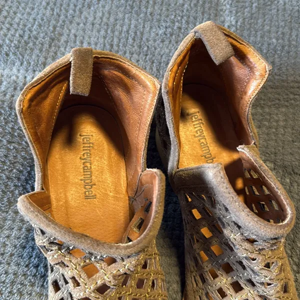 Jeffrey Campbell Tan Perforated Suede Block Heel Ankle‎ Boots Size 8 - Image 5