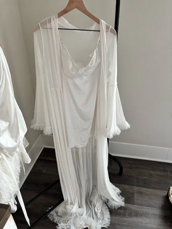 Wedding Robe White Size M - Image 2