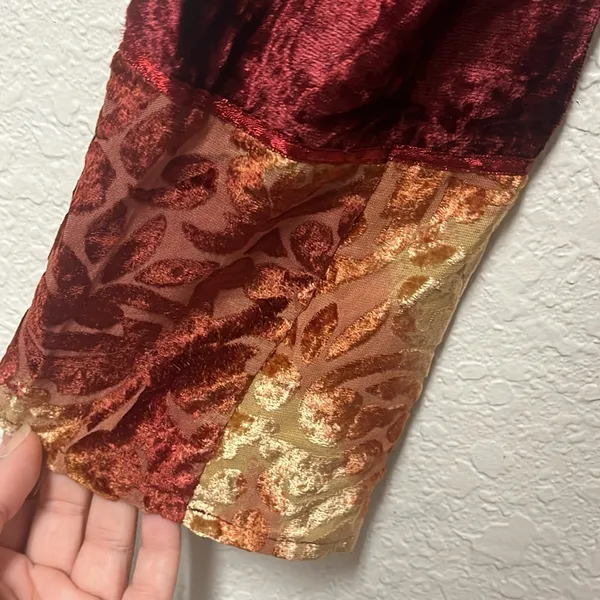 VINTAGE CLIO Crush Velvet Fall Hues Blouse Size Large - Image 5