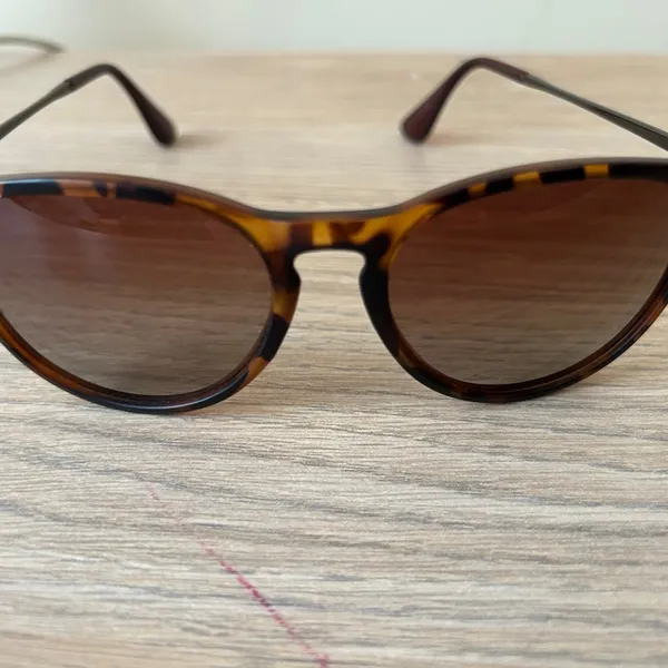 Tortoise Shell Sunglasses Brown - Image 2