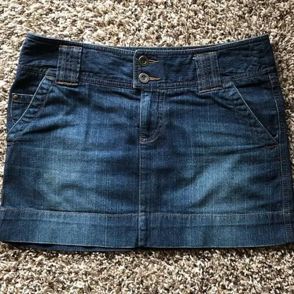 ✨Mini Denim Skirt✨ Blue Size undefined - Image 2