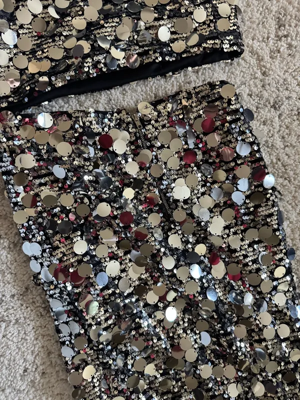 Lulu’s Prominent Sparkle Silver Sequin Matching Set Sz Small Crop Top Maxi Skirt - Image 8