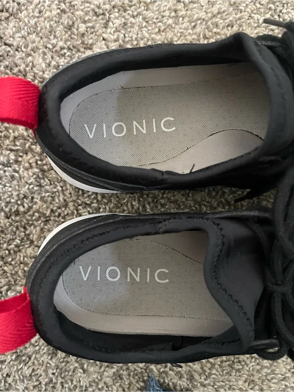 Women’s Vionic Storm Sneakers Black White Red Size 6.5 - Image 7