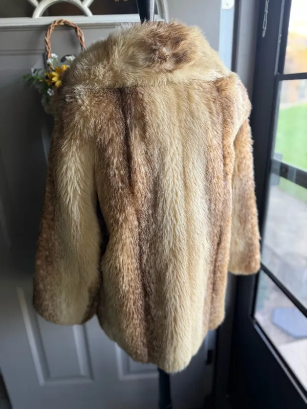 Vintage Tissavel France Gino Rossi faux fur collared belted coat, size medium - Image 6
