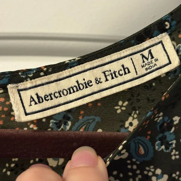 Abercrombie & Fitch Floral Long Sleeve Shift Dress with Blue Paisley Hem Size M - Image 2