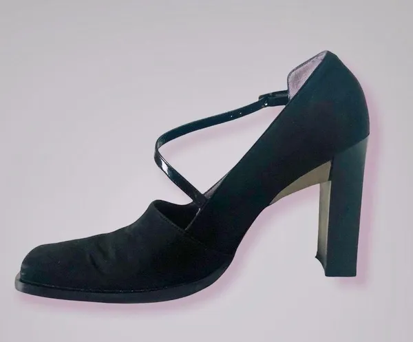 🔥 Square Toe Pump w/Strap Black Size 7 - Image 2