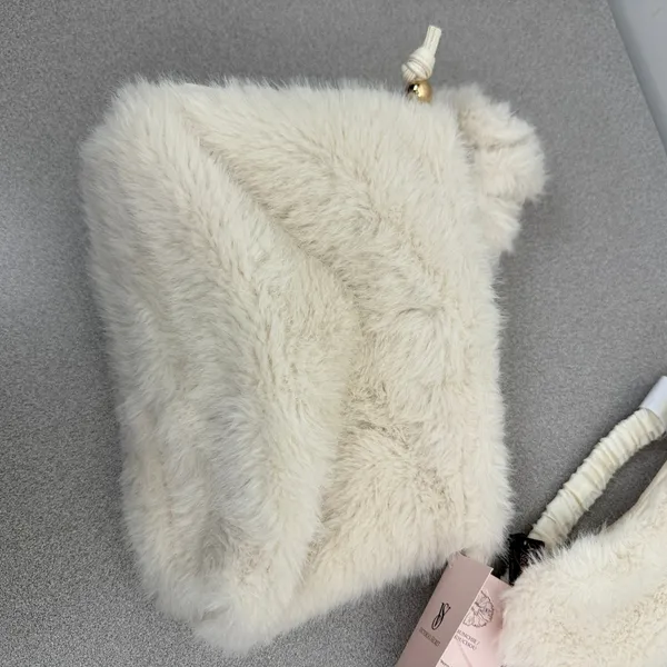 Victoria's Secret Travel Accessories Set Womens OS Cream Luxe Plush 3-Piece Gift - Image 5