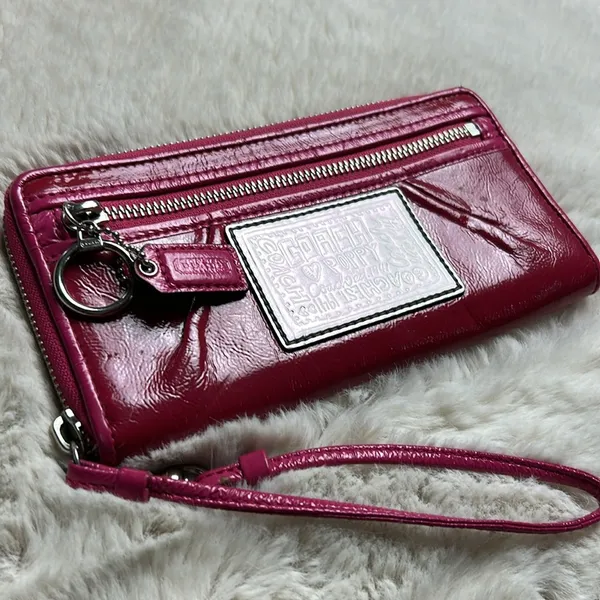 Coach Poppy Pink Leather Wristlet - Image 12