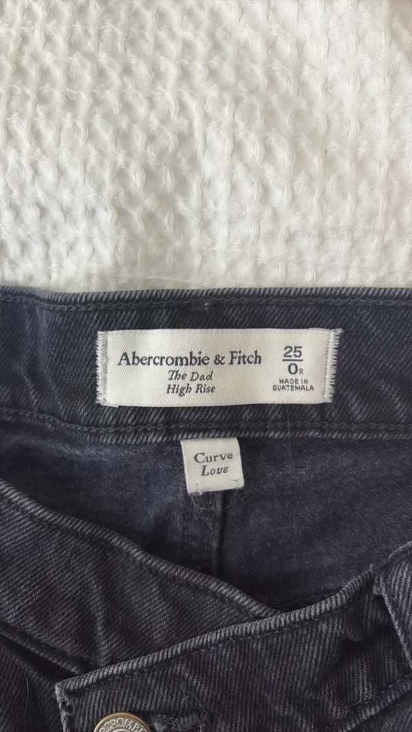 Abercrombie & Fitch jeans - Image 4