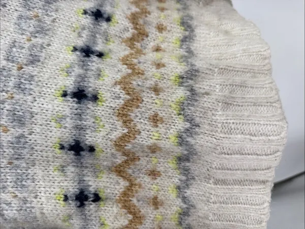 American Eagle Cozy Cream Fair Isle V-Neck hooded Sweater wool blend XL winter - Image 10