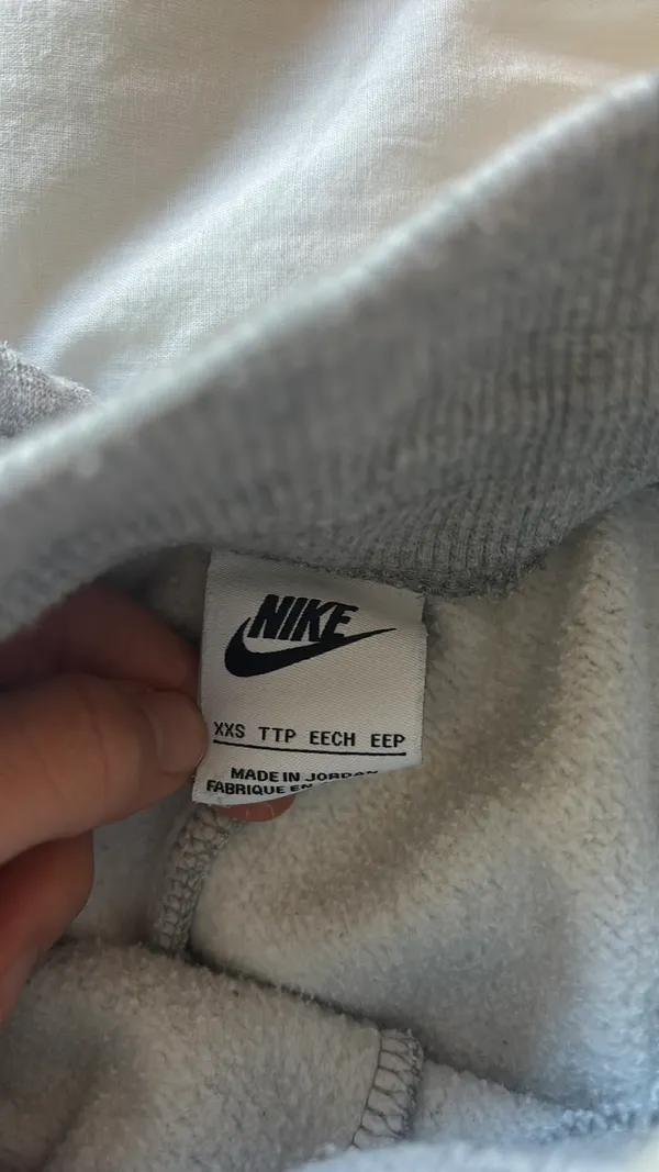 Grey Nike Sweatpants Women’s - Image 2