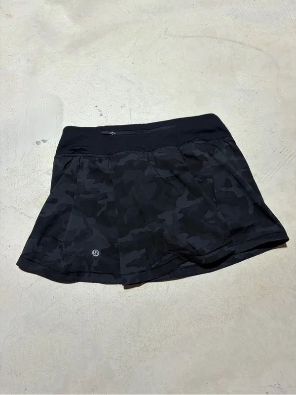 Lululemon Black Camo Active Skort 2 - Image 6