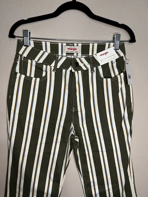 Wrangler NWT Fierce Moss Green Striped Flare Western Cowgirl‎ Boho Pants - Image 5