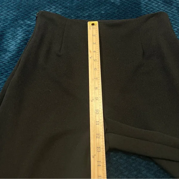 Wdirara Stretch Crepe Black Flared Cutout Hem Women's Side‎ Zip Pants NWT Size M - Image 13
