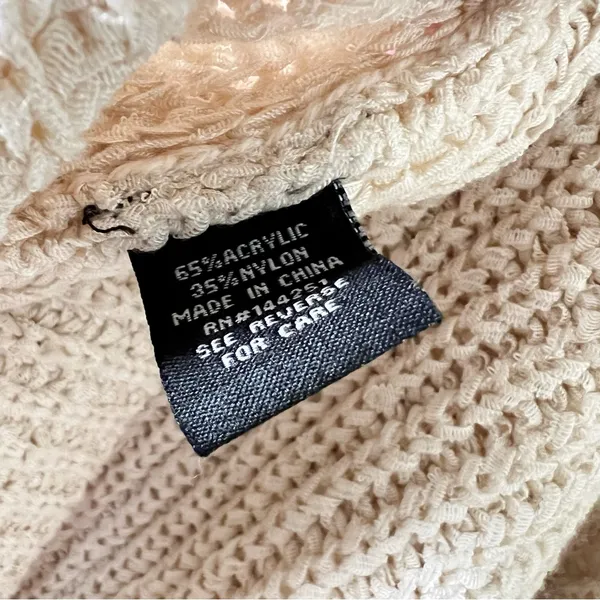Moon & Maddison Cream Knit Sweater - Image 6