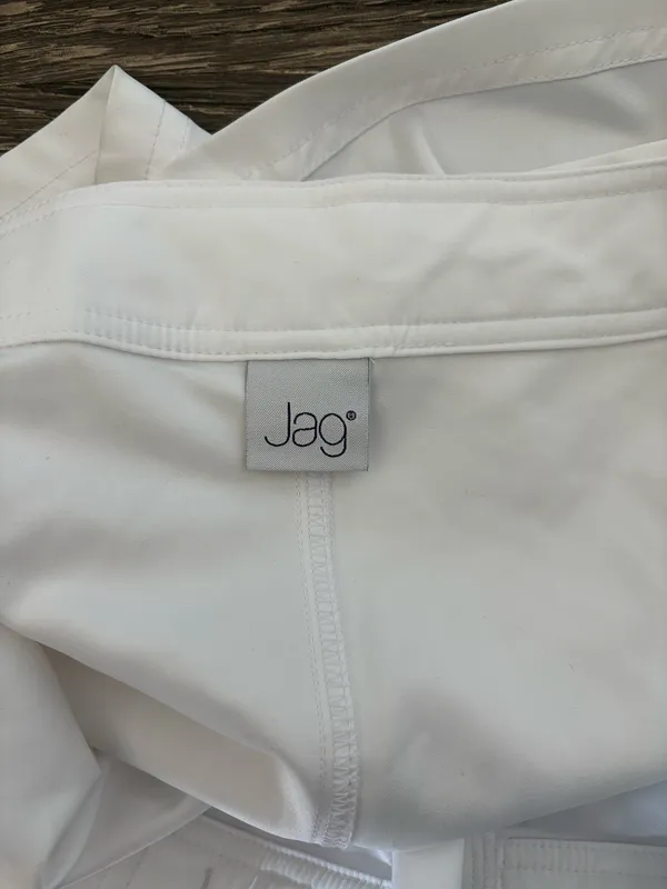 White swim shorts Size XL - Image 3