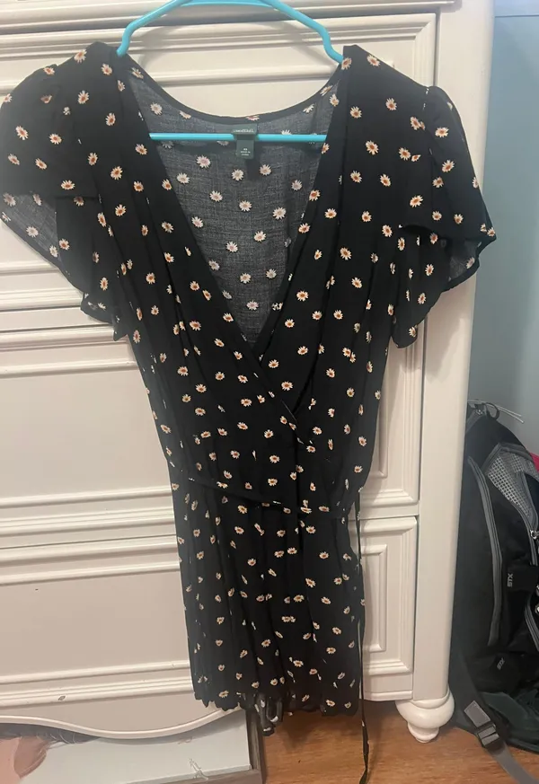 Cute black romper Size XS - Image 2