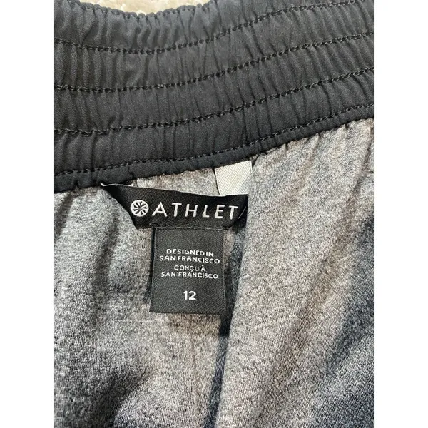 Athleta Pants Womens 12 Black Cargo Stretch Joggers Athletic Outdoor Zip Pocket - Image 4