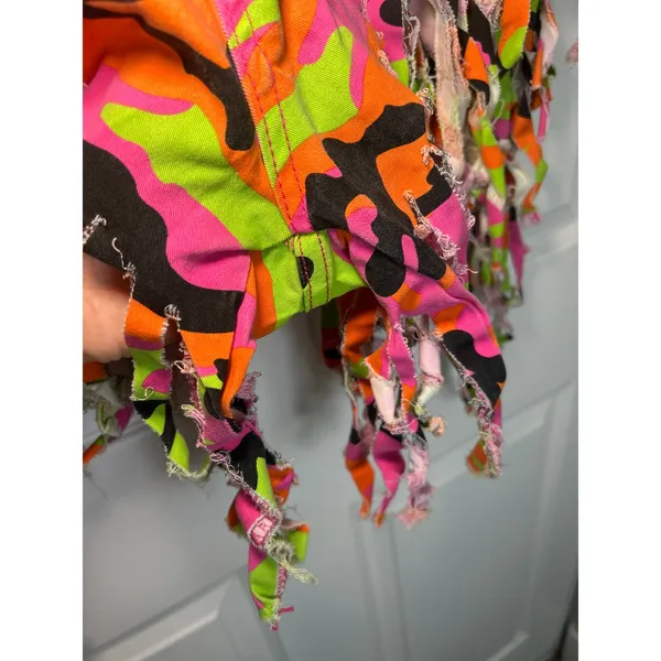 Camo Fringe Cut Off Shorts Large Neon Bright Pink‎ Green Rave Festival - Image 2