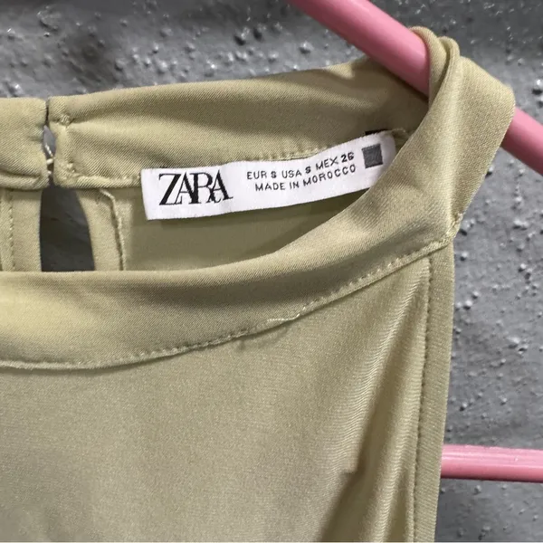 Zara Women's Light Green Sleeveless Tank‎ Top - Image 2