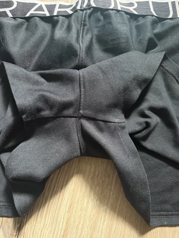 Black Under Armour Shorts - Image 4